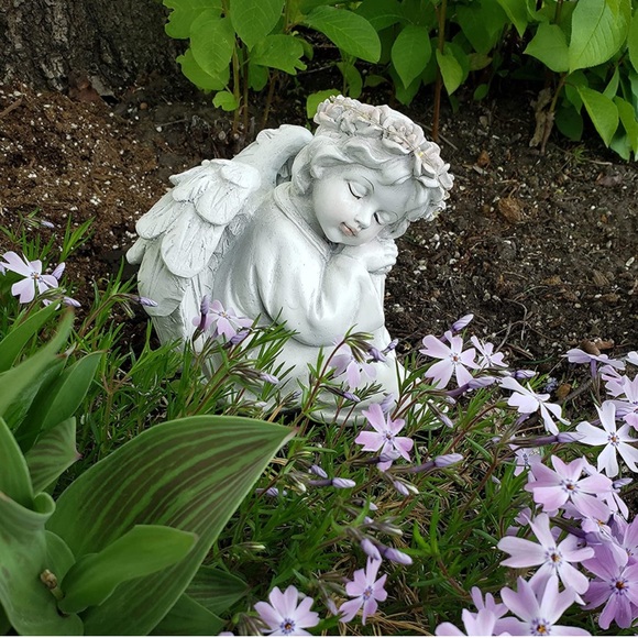 NEW Happy Compost Garden Angel Cherub Figurine Statue with Solar LED Light Halo - Picture 5 of 7